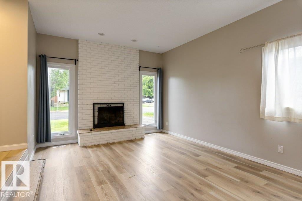 2016 82 ST NW - 8