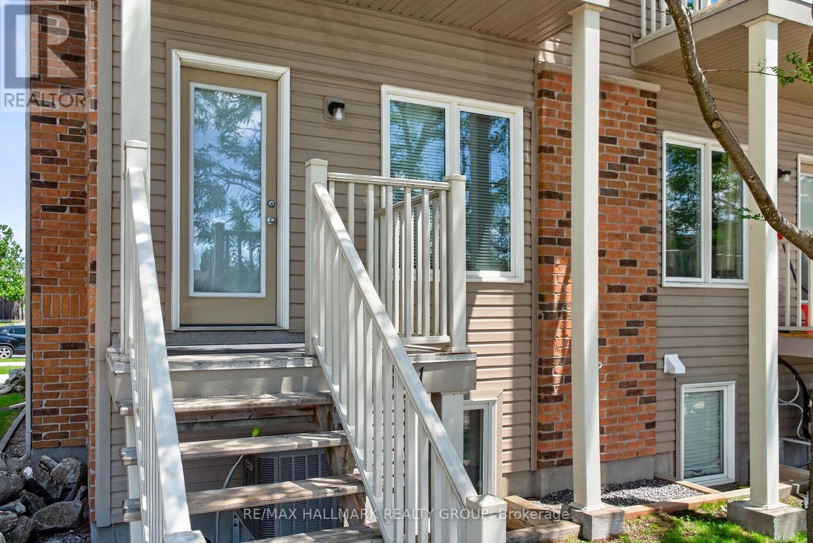 2 Bed, 3 Bath House for Sale in Ottawa – 26 – 2591 LONGFIELDS DRIVE, Ottawa – MLS# X13460414 - Image 36
