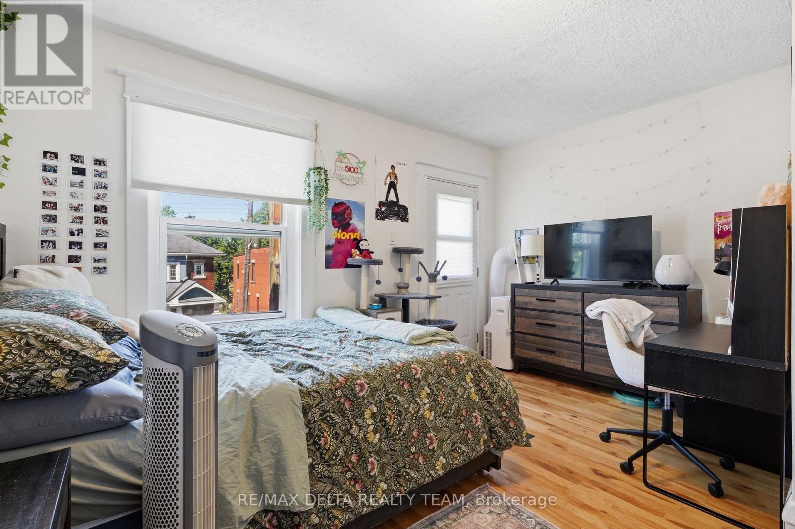 181 GOULBURN AVENUE - 18
