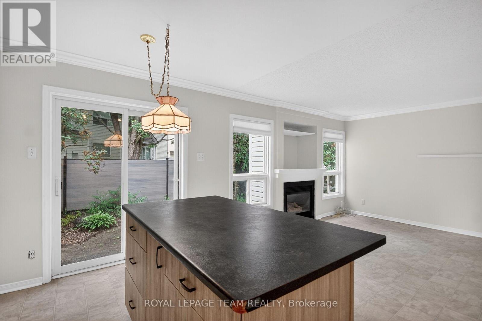 19 WINDHURST DRIVE - 13