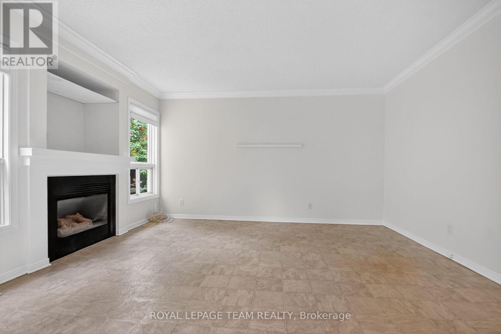 19 WINDHURST DRIVE - 16