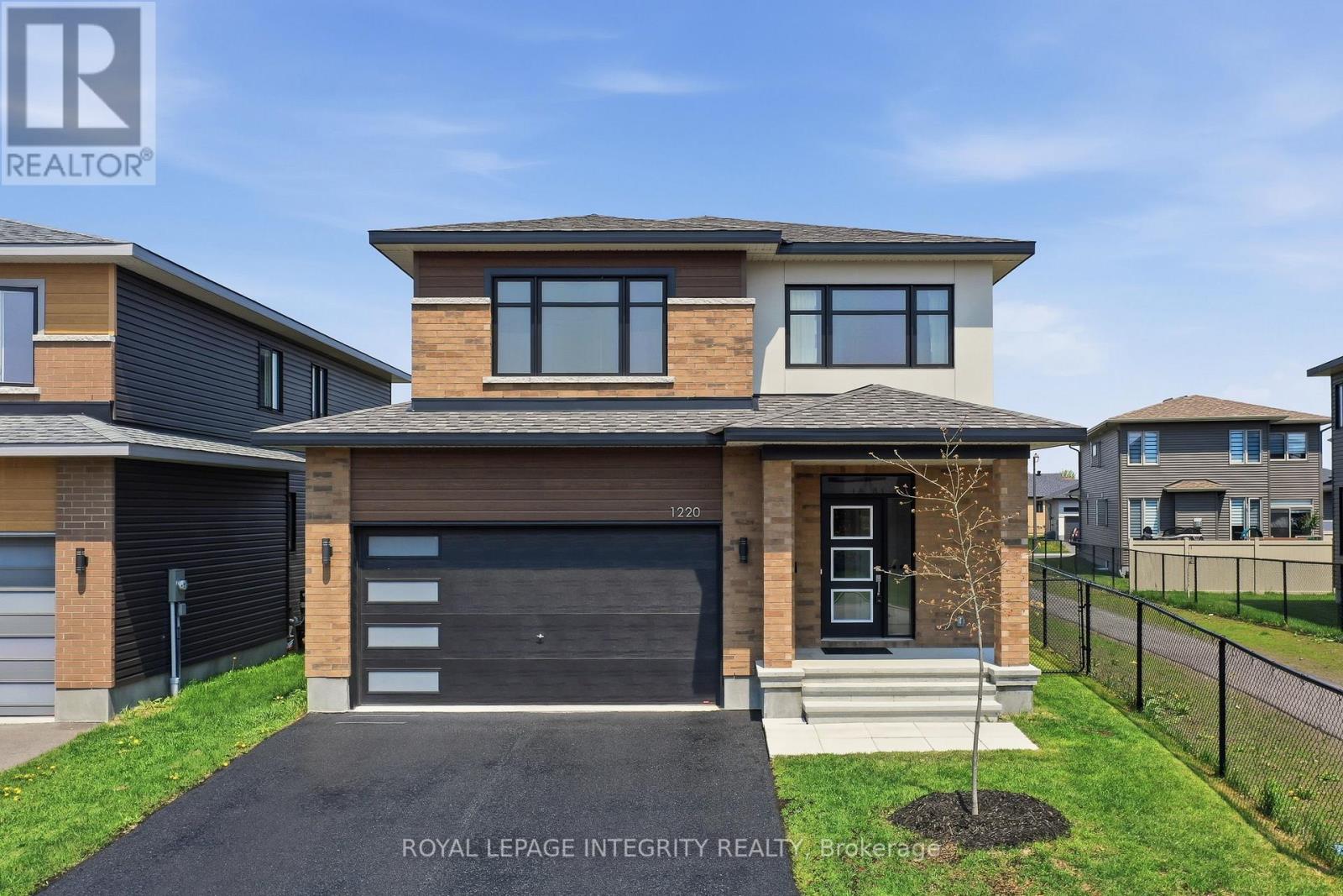 1220 DIAMOND STREET - 1