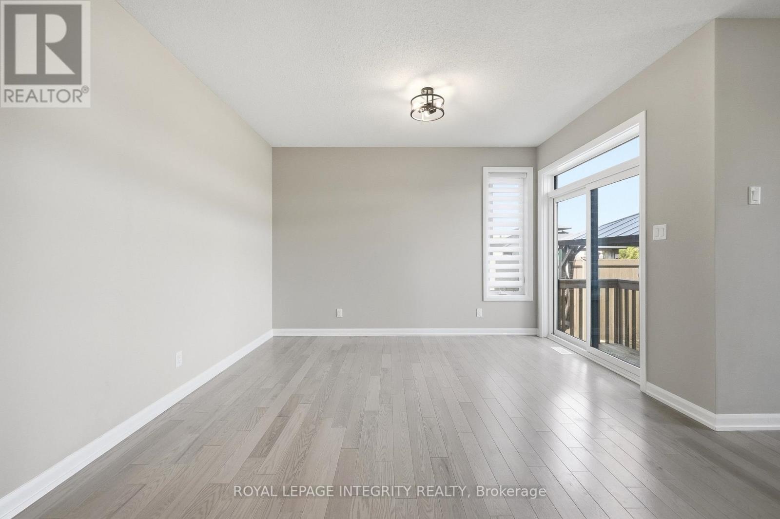 1220 DIAMOND STREET - 12