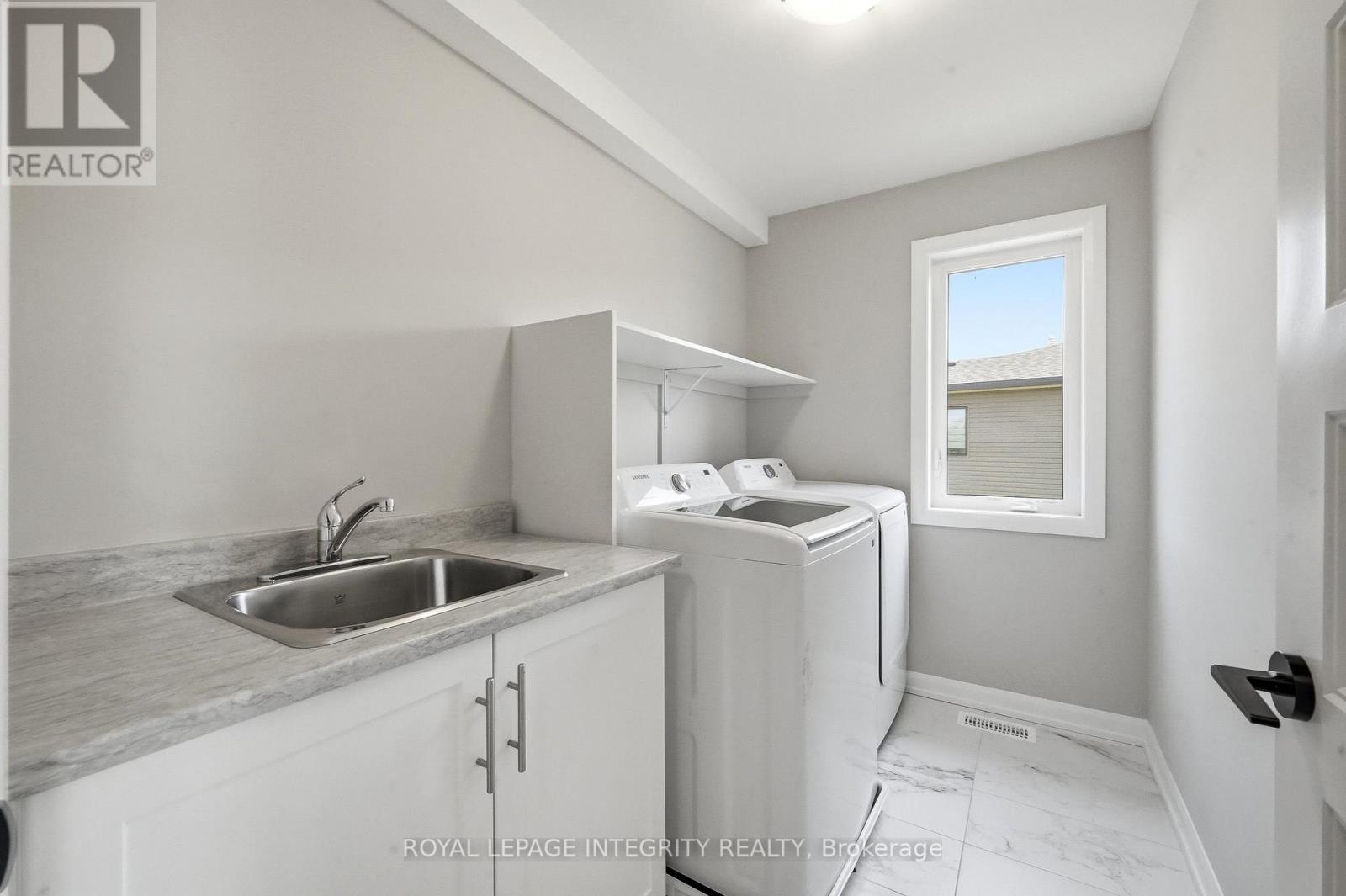 1220 DIAMOND STREET - 30
