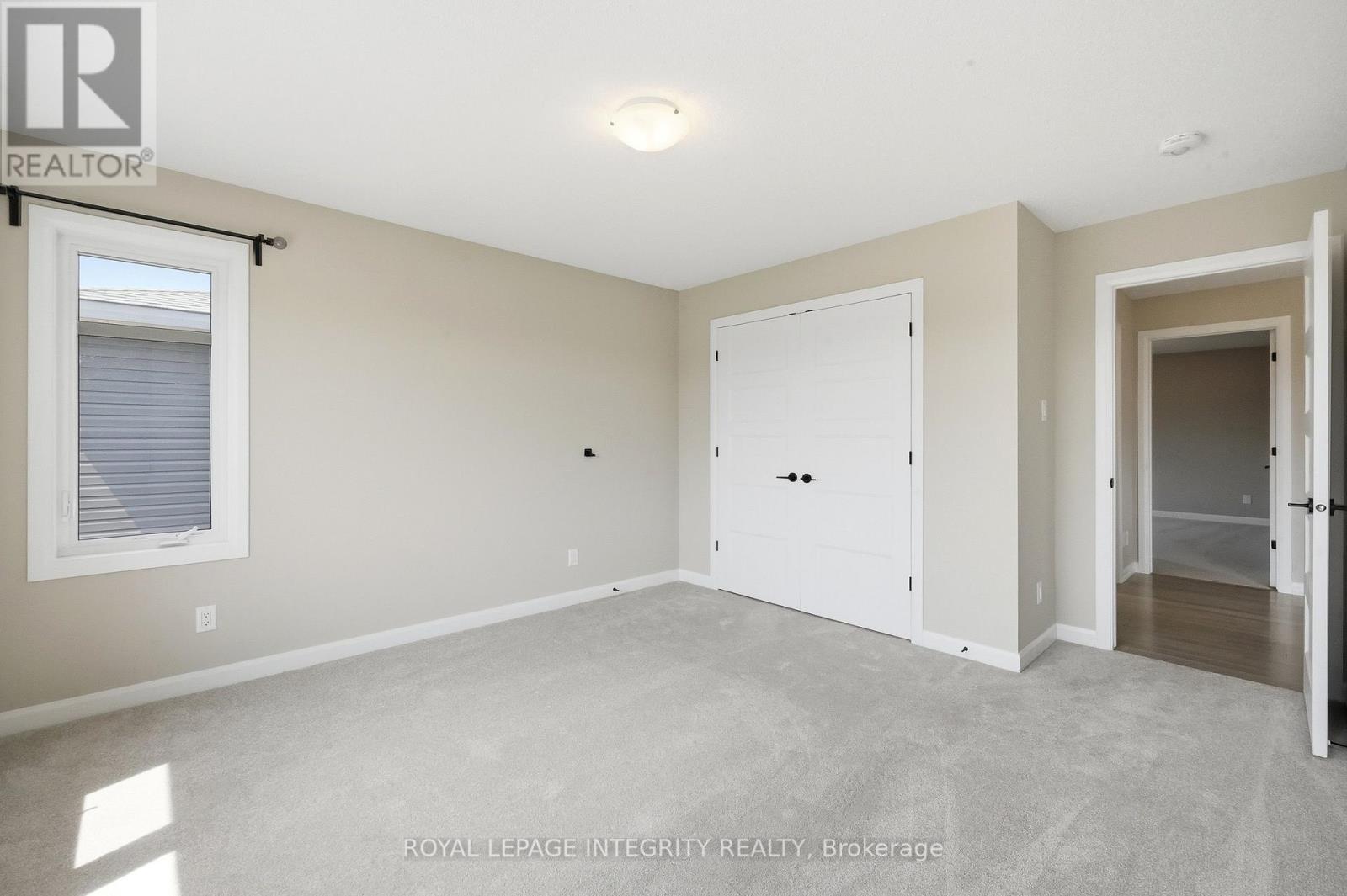 1220 DIAMOND STREET - 34