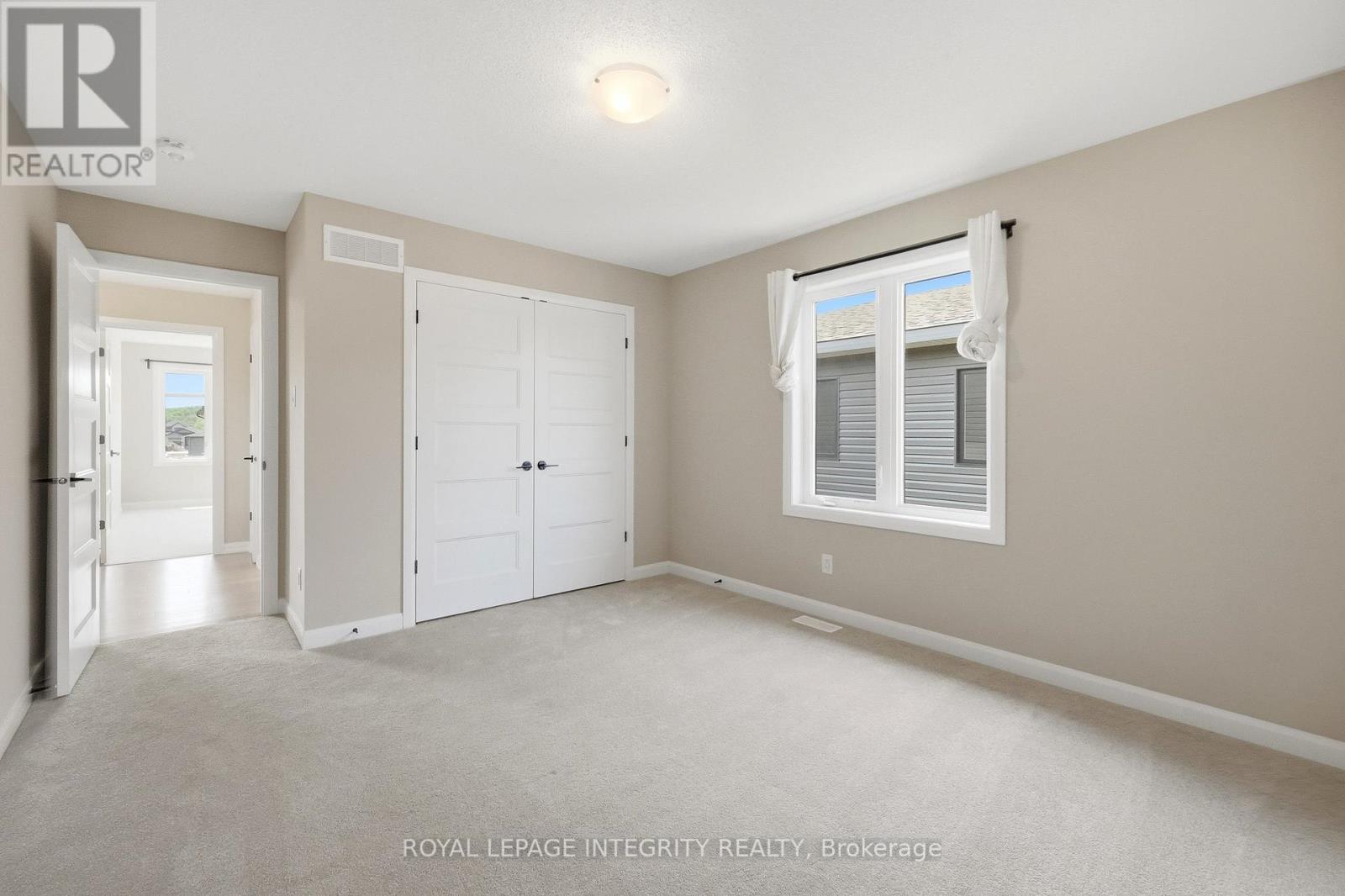 1220 DIAMOND STREET - 37