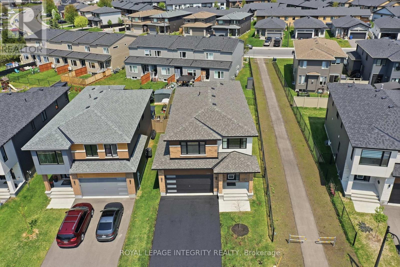 1220 DIAMOND STREET - 47