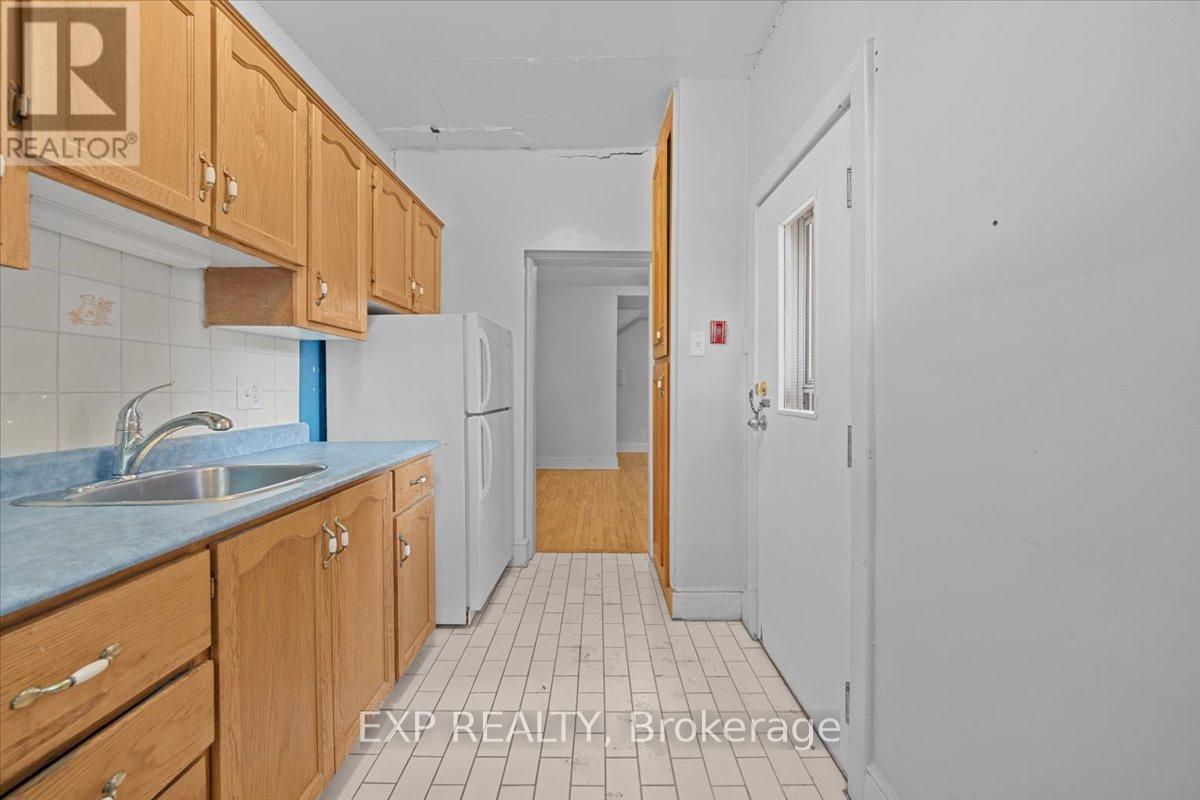 1 Bed, 1 Bath Multi-Family for Rent in Ottawa – 1 – 484 GILMOUR STREET, Ottawa – MLS# X13460674 - Image 13