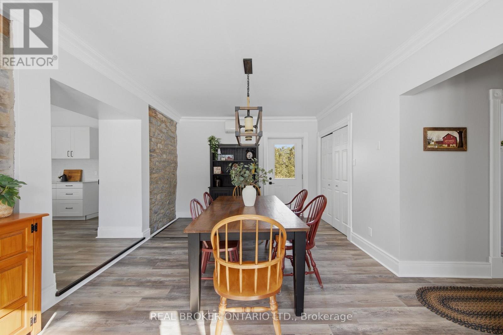 2090 BEACH ROAD - Image 7
