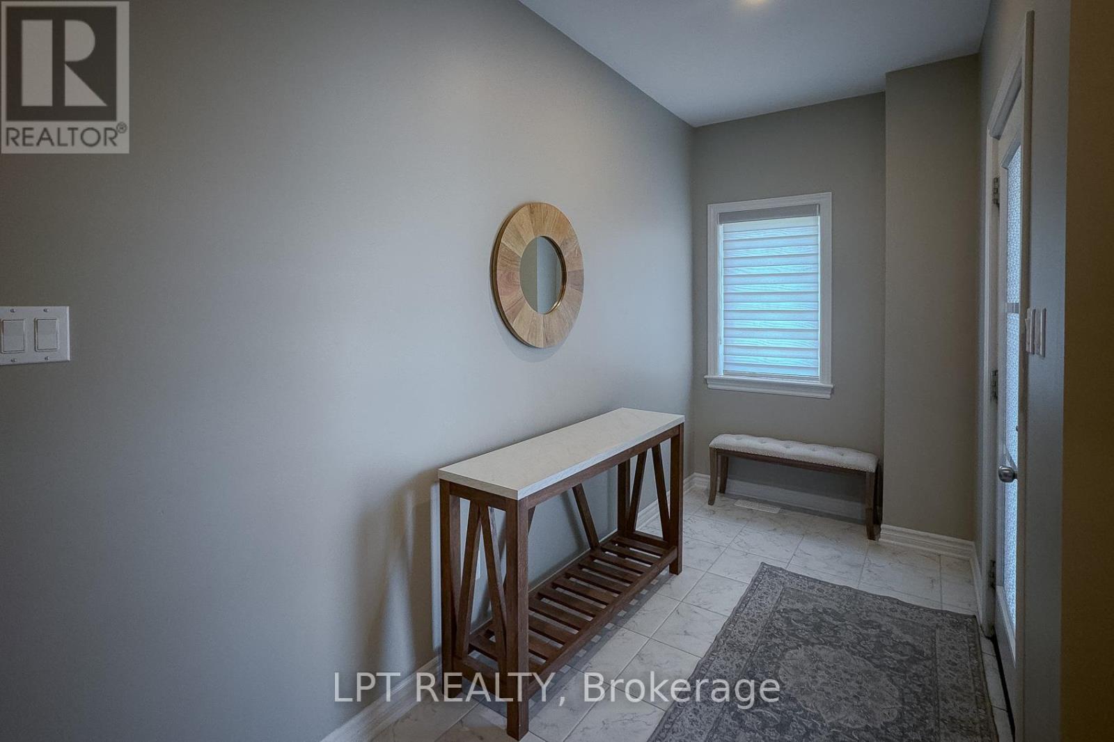 2 Bed, 3 Bath House for Rent in Ottawa – 552 LABRADOR CRESCENT, Ottawa – MLS# X13460800 - Image 6