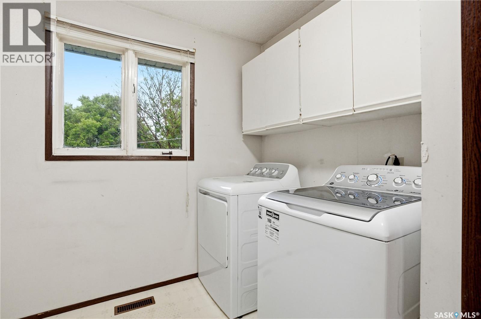309 Shepard STREET - 19