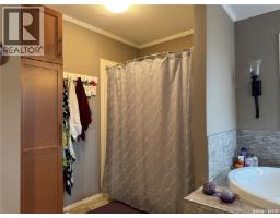 11 Isabella Place, Fishing Lake, SK S0A1A0 Photo 24