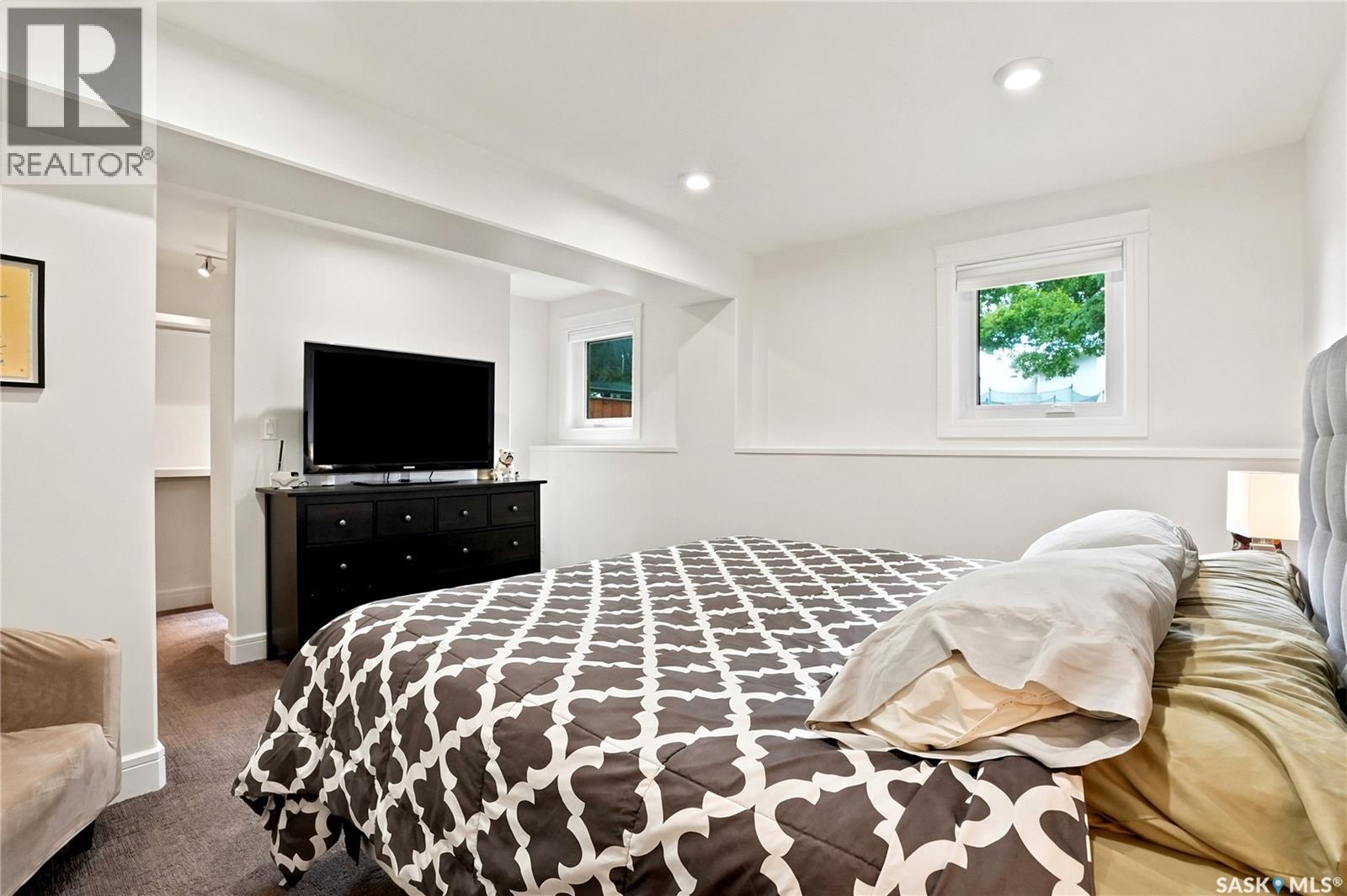 103 Mallin CRESCENT — photo 47