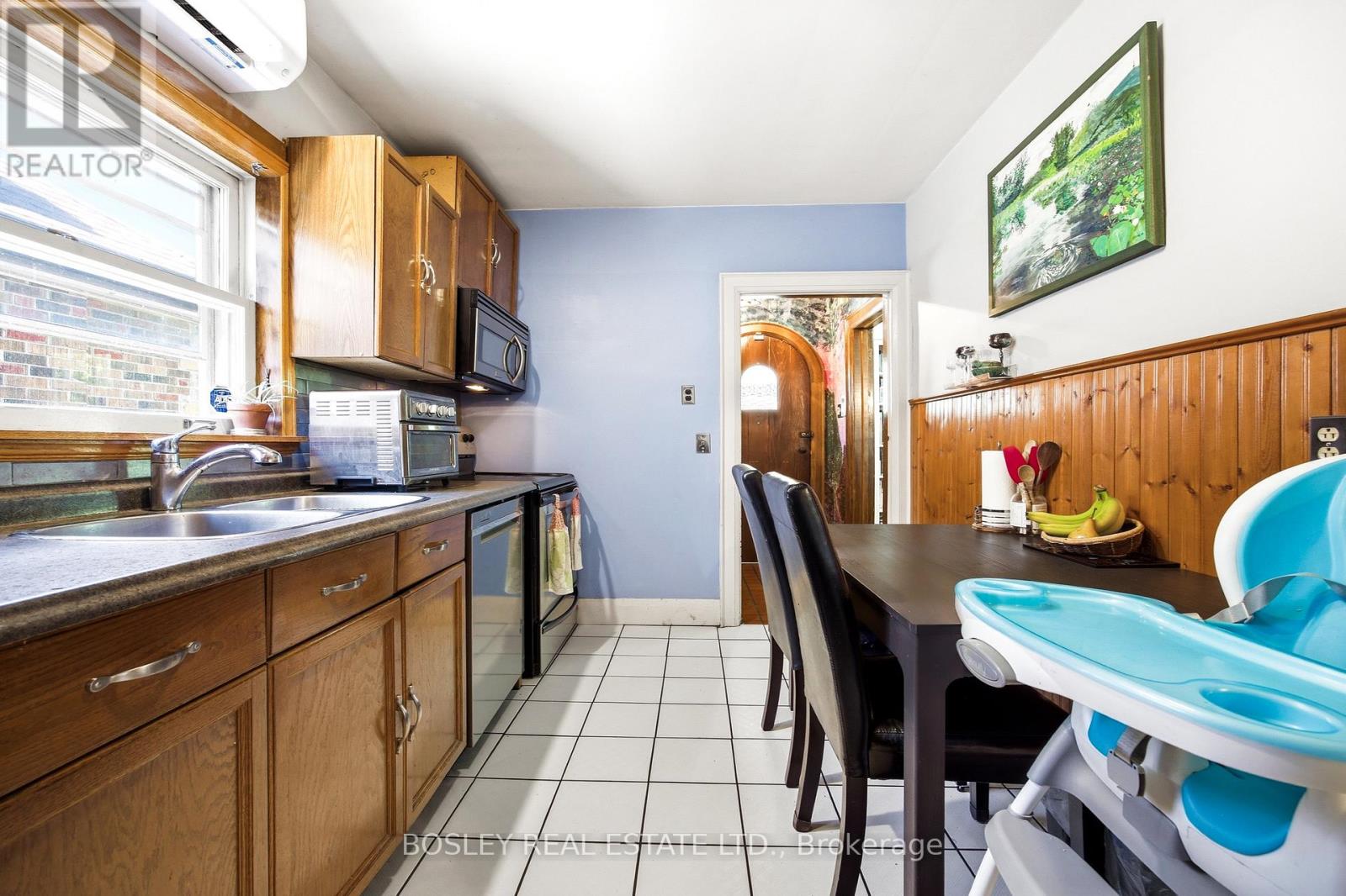 71 DELEMERE AVENUE - 13