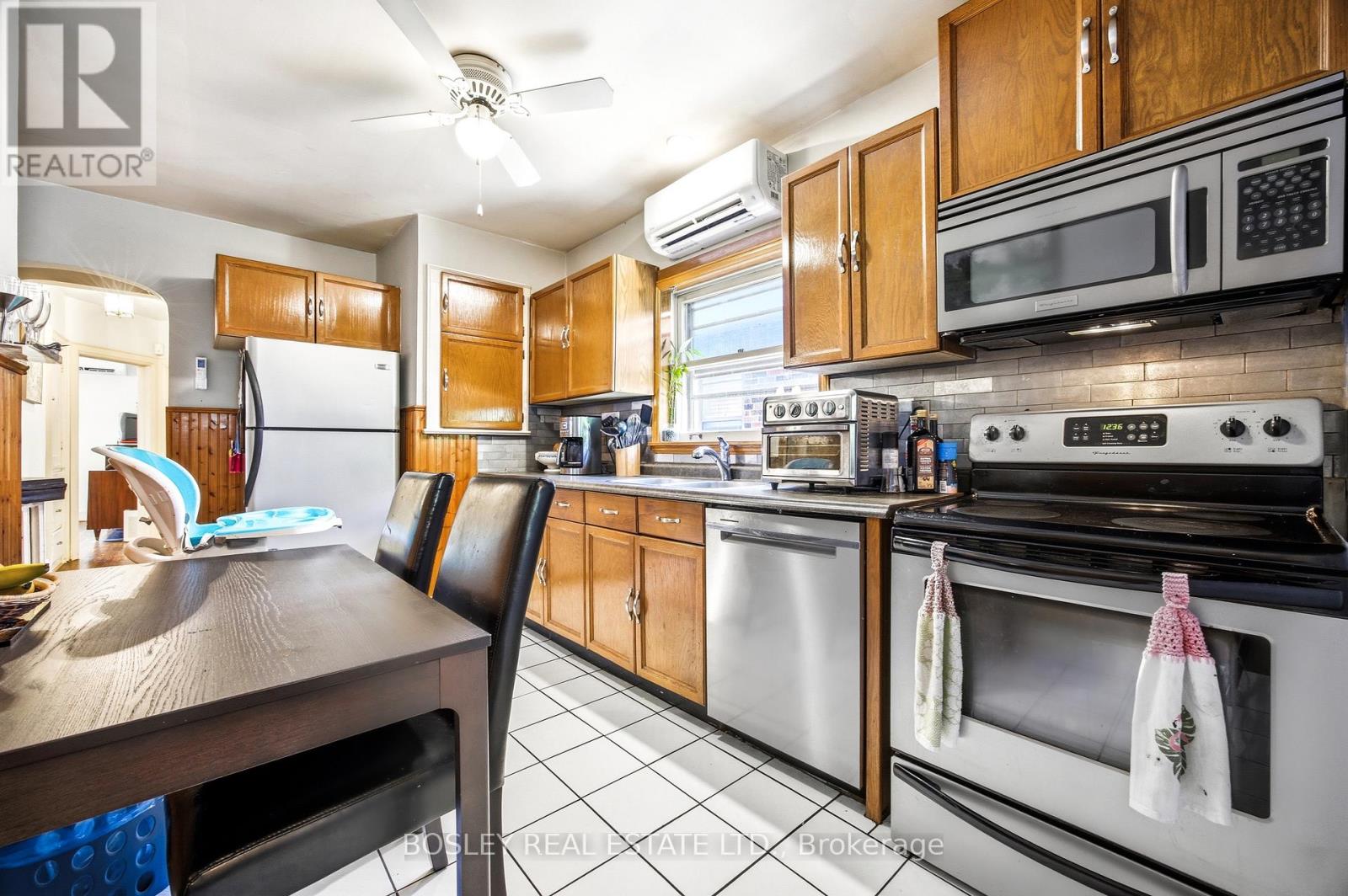 71 DELEMERE AVENUE - 15