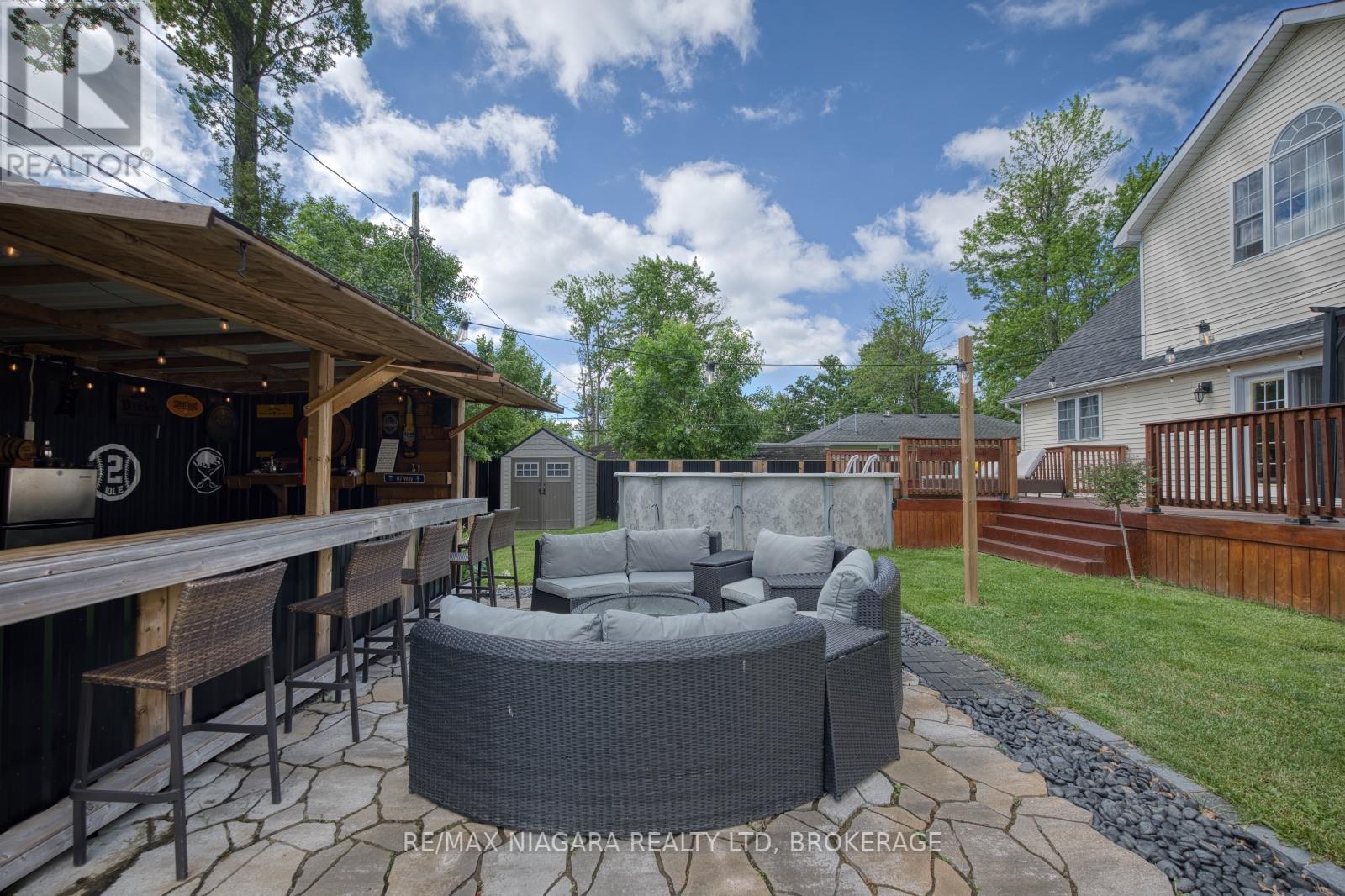 664 LAKEVIEW ROAD - 41