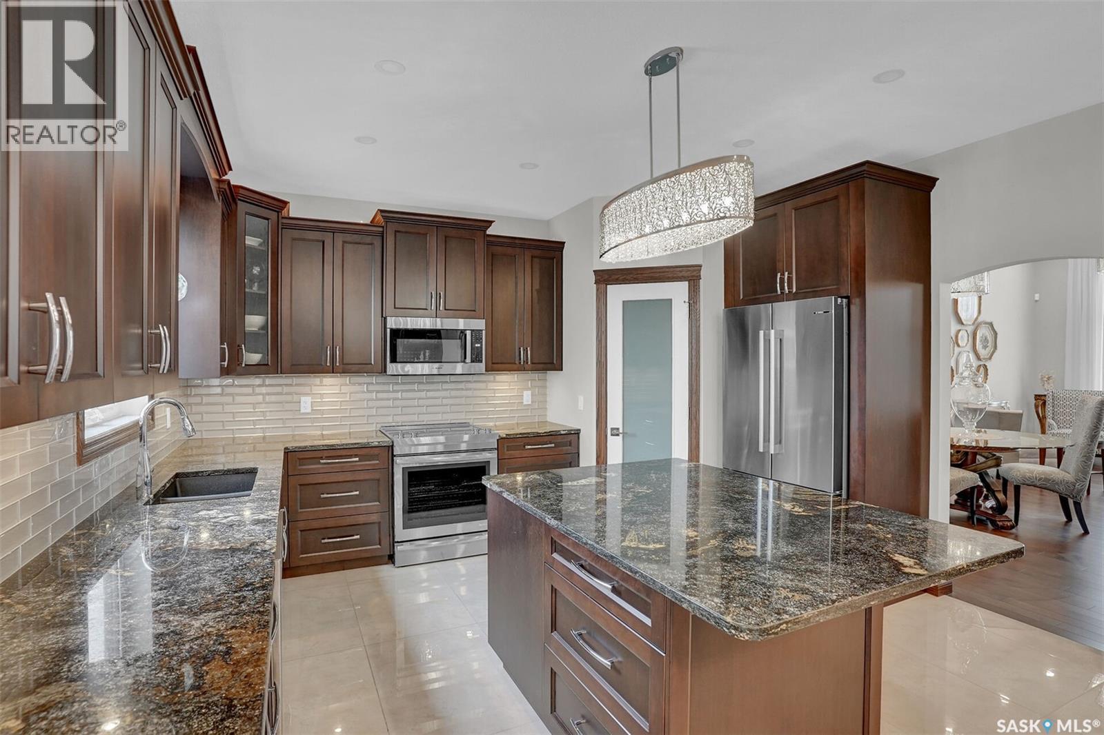 8747 Wascana Gardens PLACE — photo 12