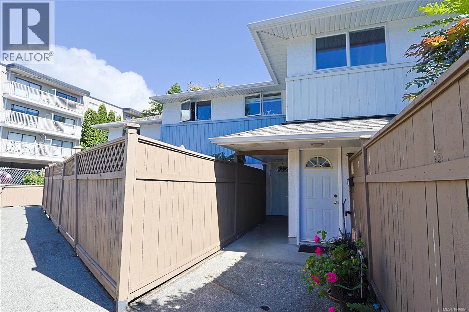 114 724 Sea Terrace, Victoria