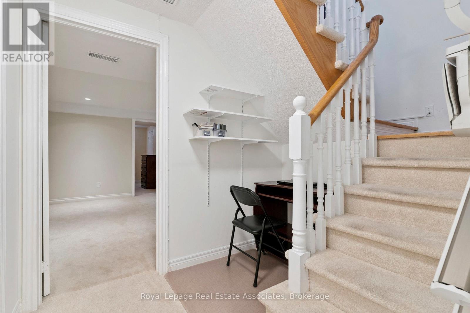 7 POWDER MILL COURT - Image 26