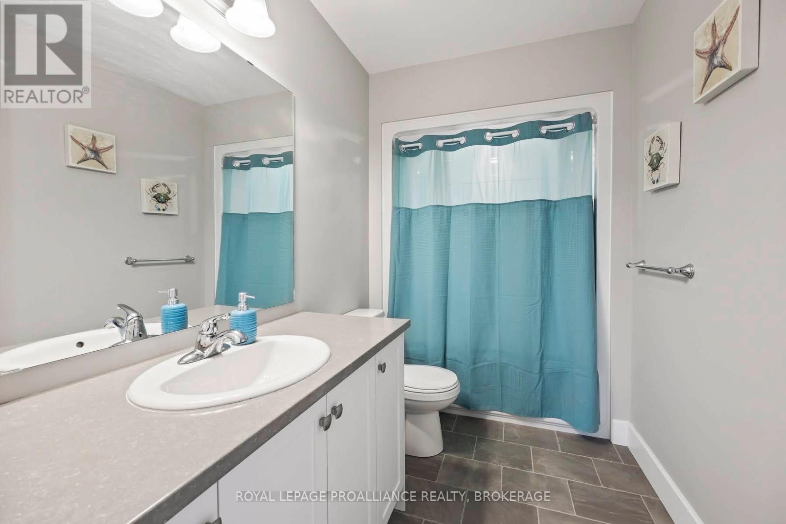 186 DR RICHARD JAMES CRESCENT - 25