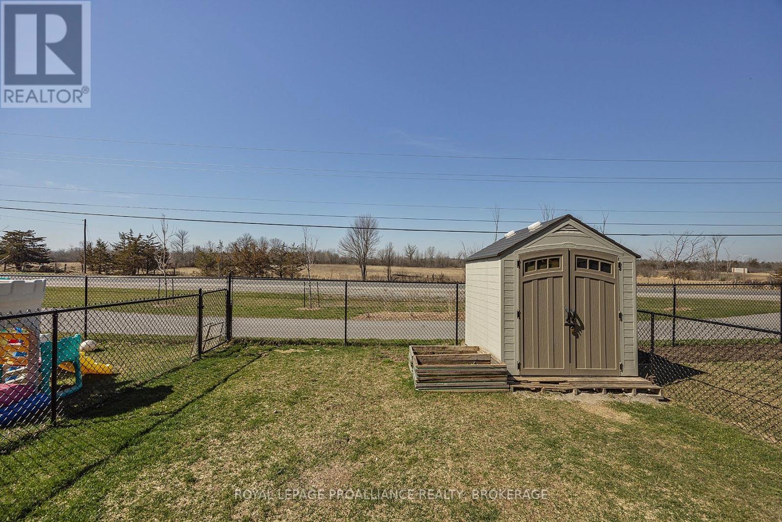 186 DR RICHARD JAMES CRESCENT - 4