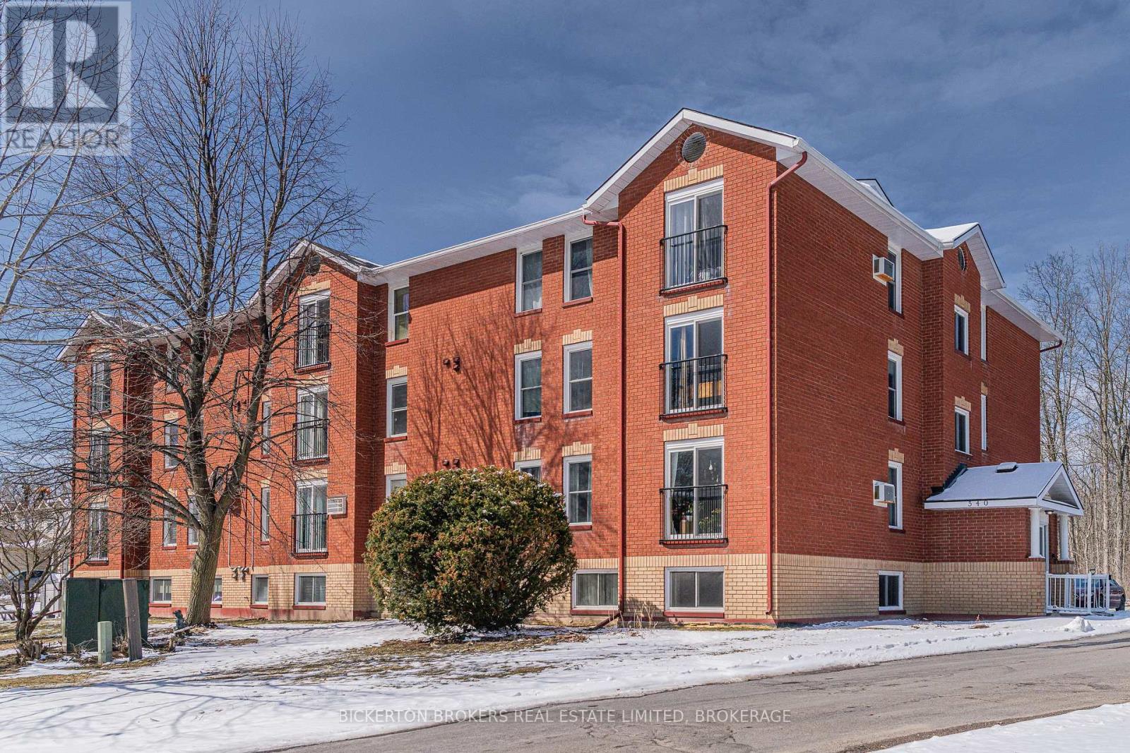 #101 540 TALBOT PLACE - 1