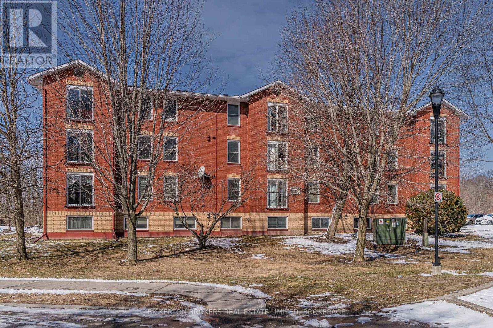 #101 540 TALBOT PLACE - 16