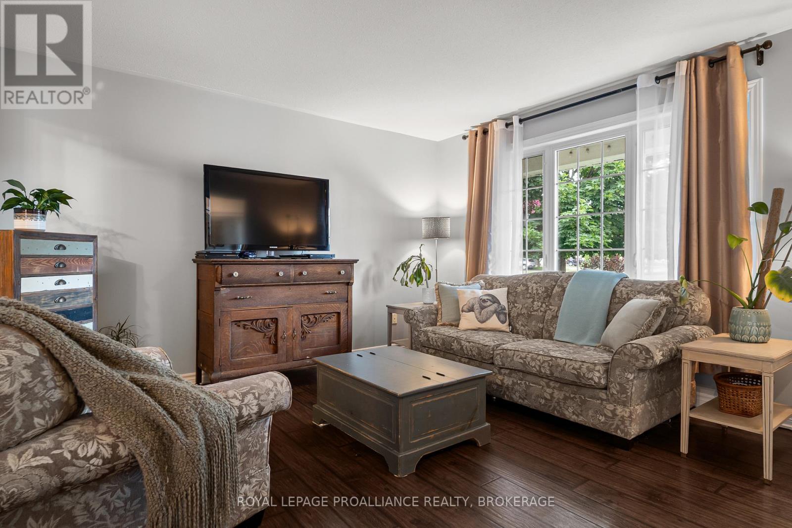 134 BRICELAND STREET - 10