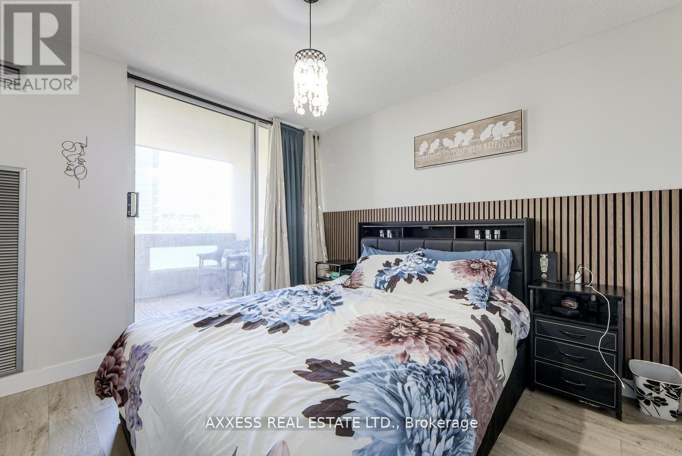 #609 3590 KANEFF CRESCENT - 16