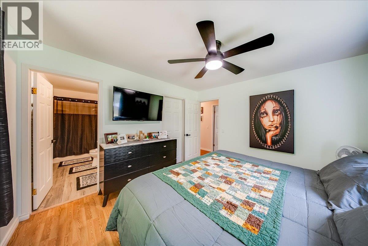 210 & 206 BELMOND Road - 12