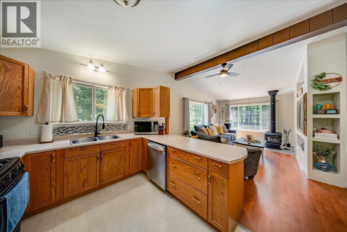 210 & 206 BELMOND Road - 8