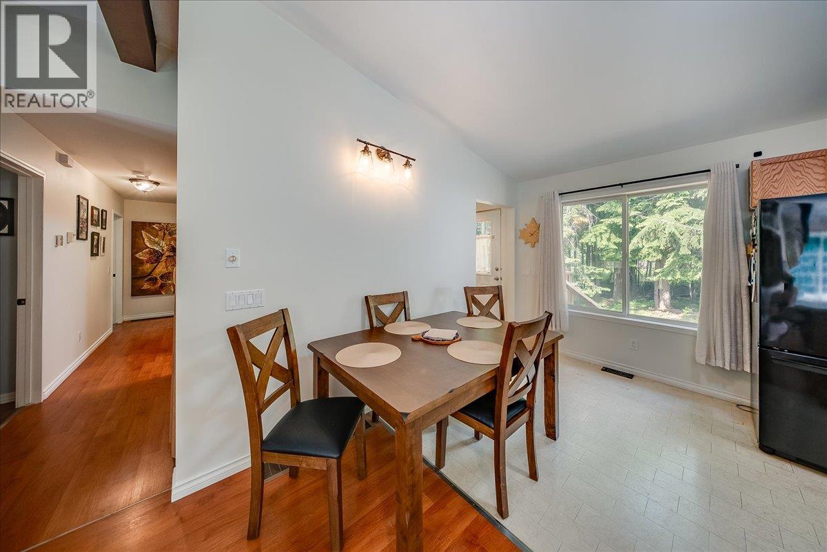 210 & 206 BELMOND Road - 5