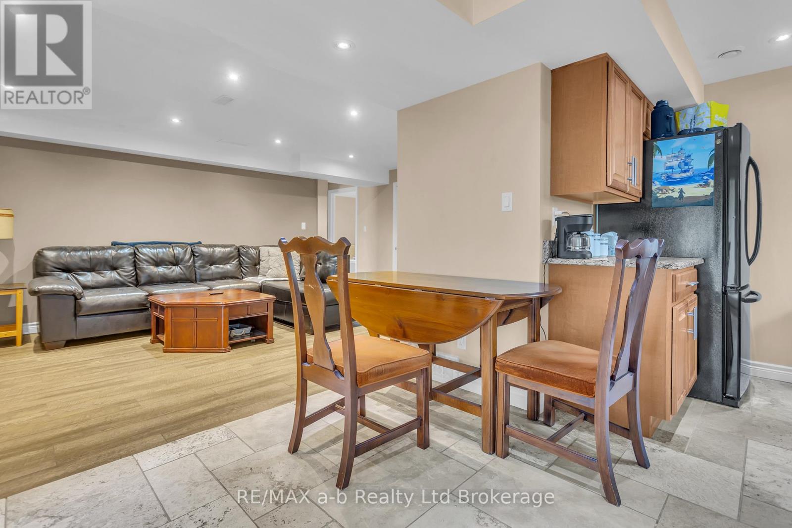 54 PEBBLE BEACH COURT - 20