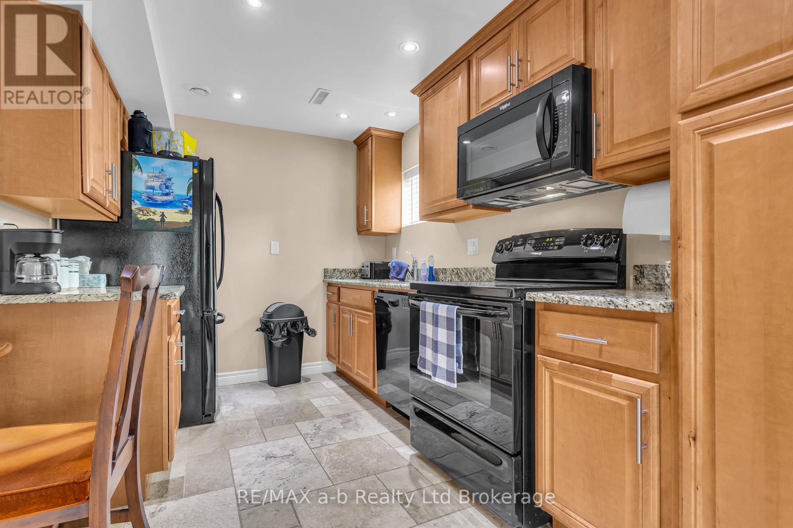 54 PEBBLE BEACH COURT - 22