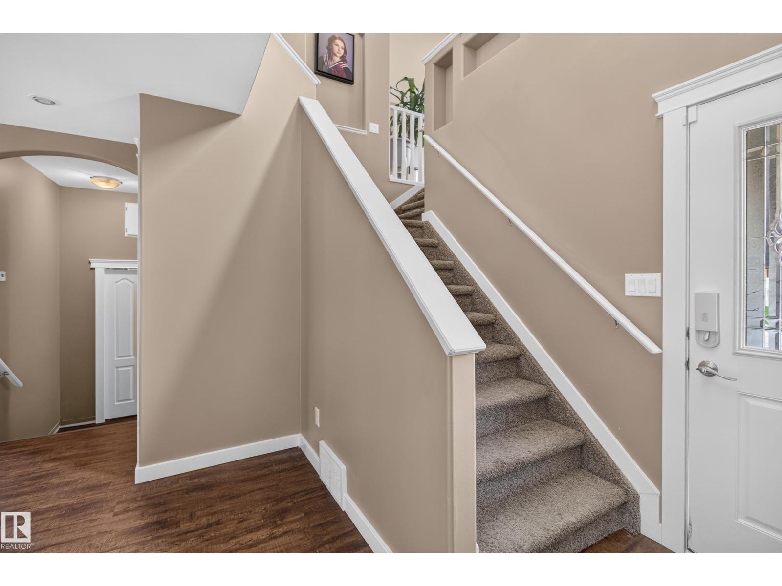 21 SPRUCE RIDGE DR - photo 4