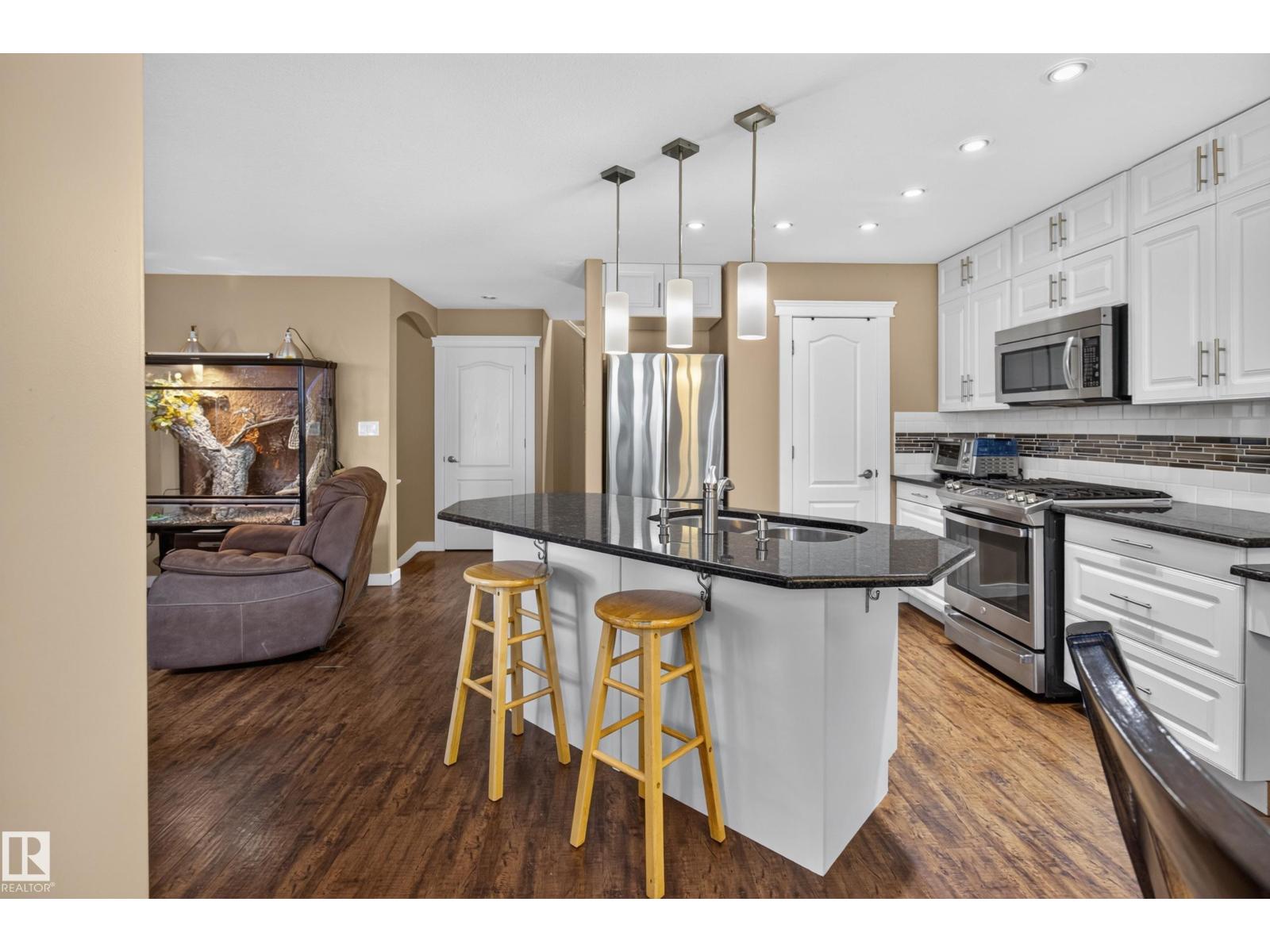 21 SPRUCE RIDGE DR — photo 7