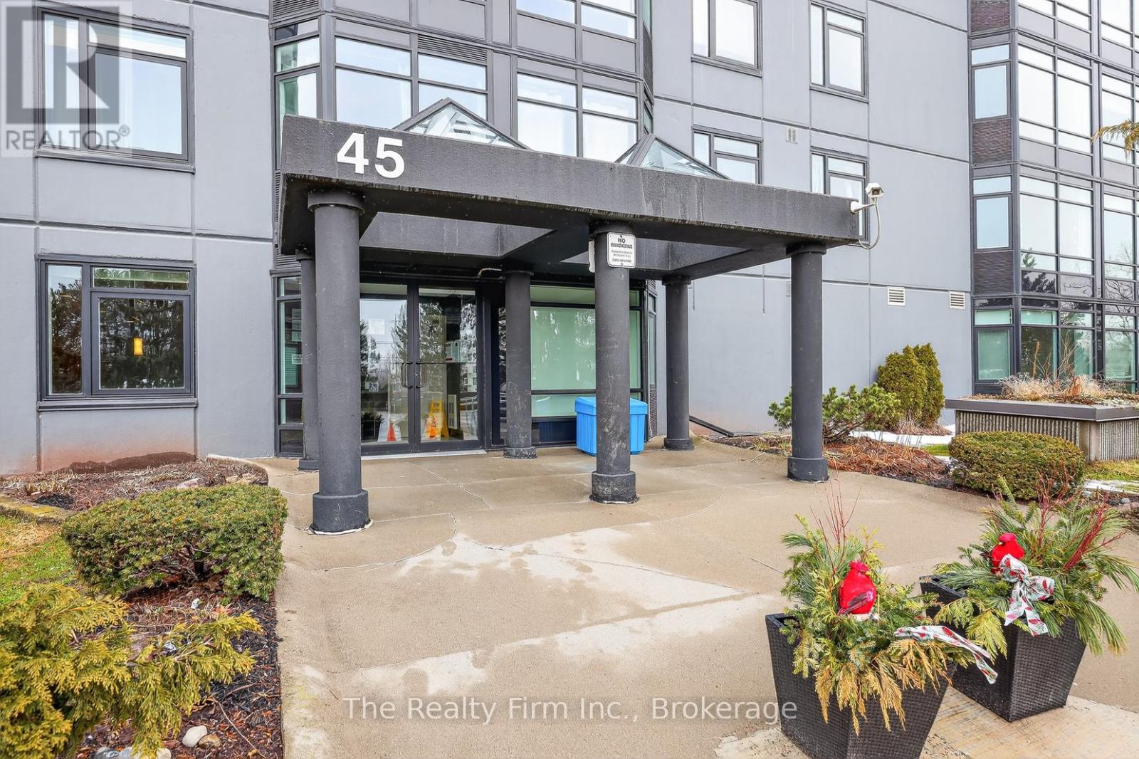 #1515 45 POND MILLS ROAD - 17