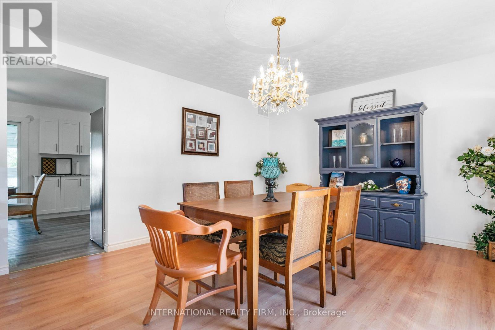 100 O'REILLY LANE - 17