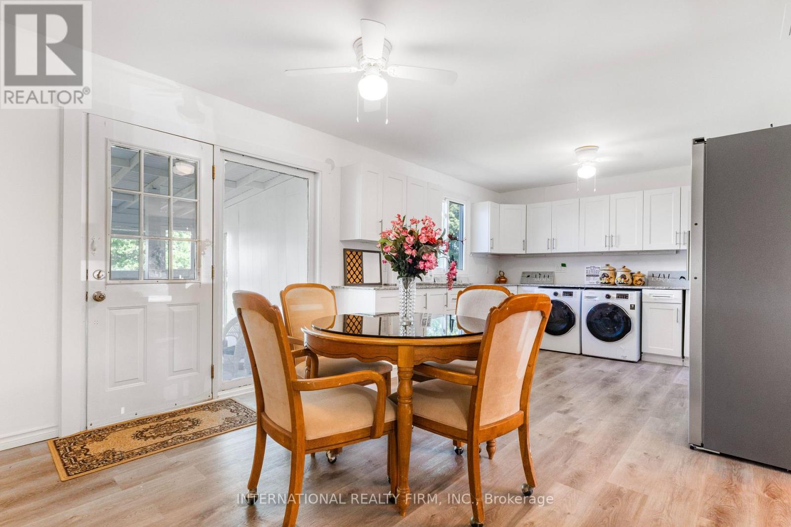 100 O'REILLY LANE - 20