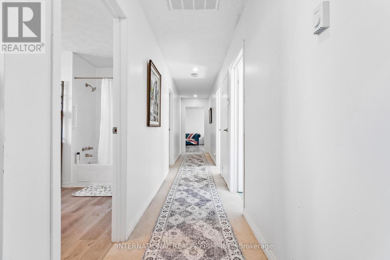 100 O'REILLY LANE - 23