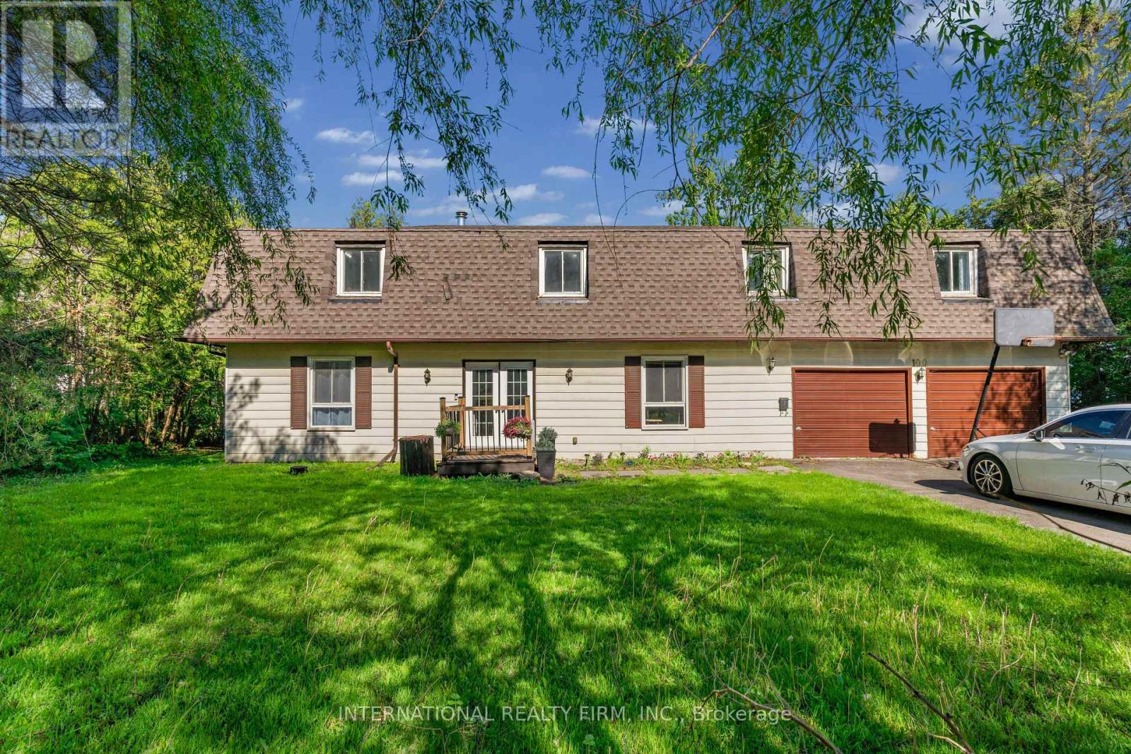 100 O'REILLY LANE - 1