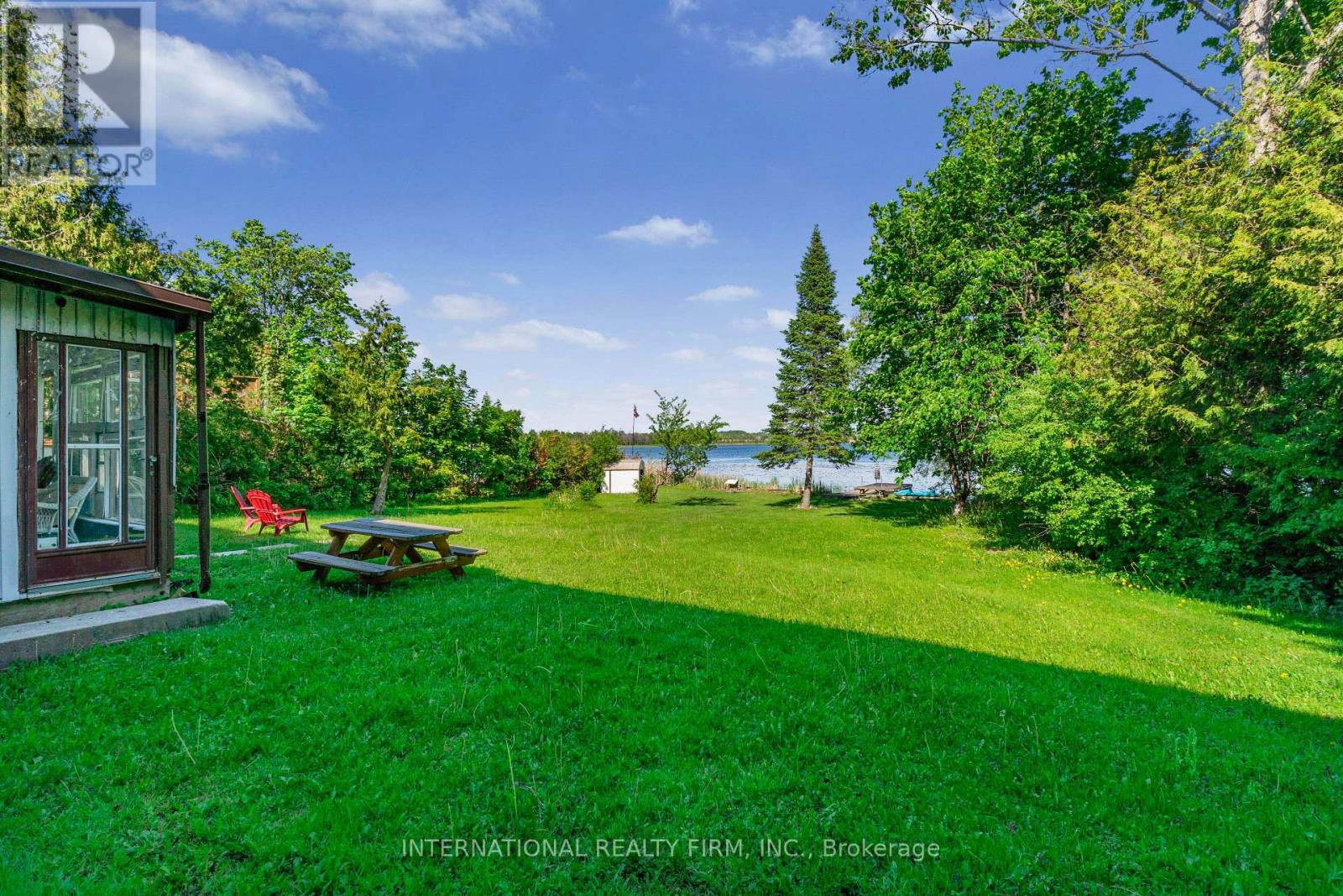 100 O'REILLY LANE - 39