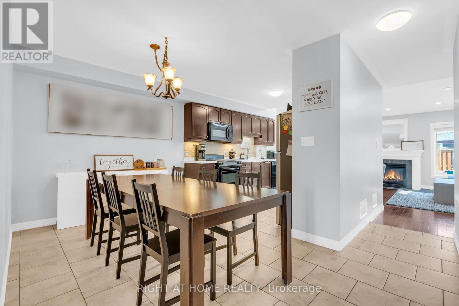 9 PERIWINKLE DRIVE - 19
