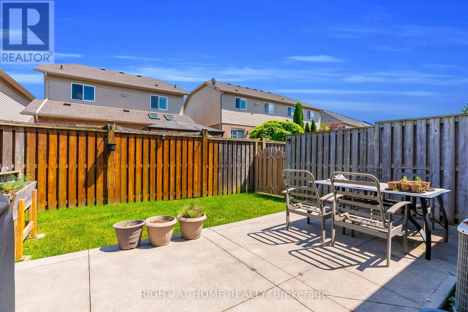 9 PERIWINKLE DRIVE - 39