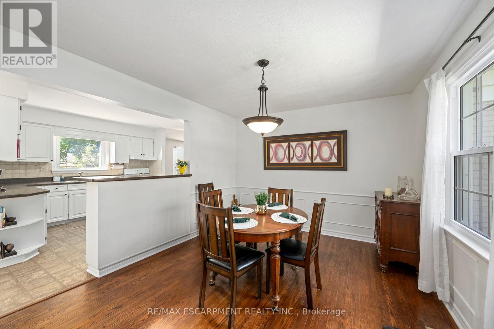 50 QUEEN MARY CRESCENT - 8