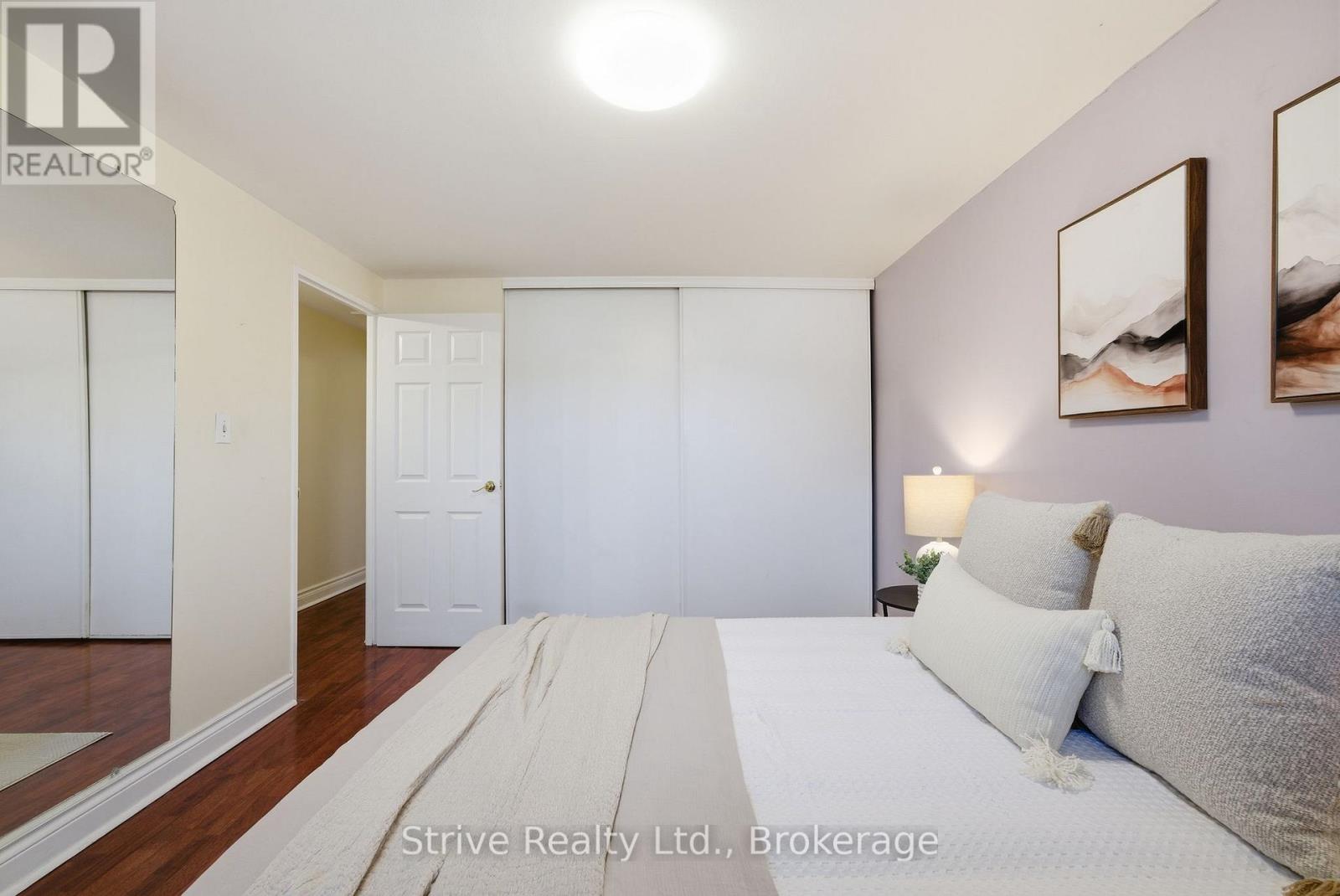 #33 1718 JOHN STREET - 13