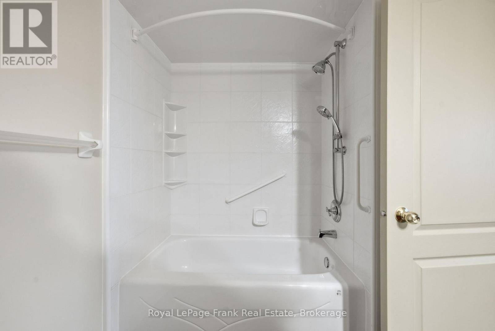 #110 51 RIVERMILL BOULEVARD - 27