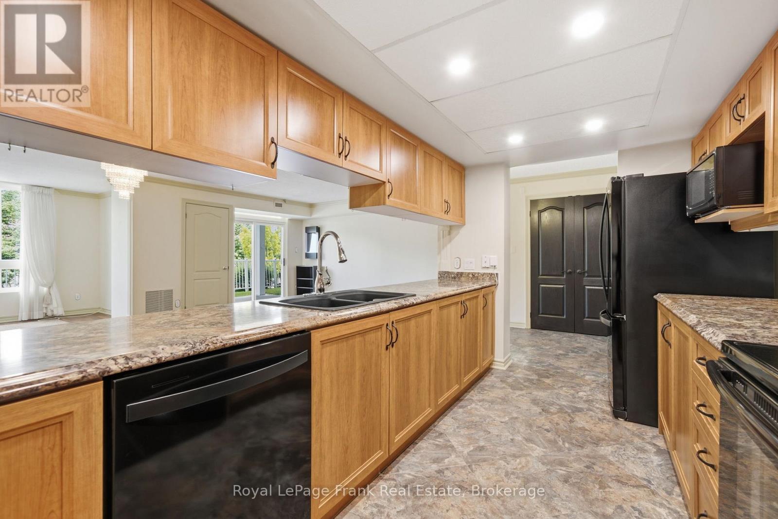 #110 51 RIVERMILL BOULEVARD - 20