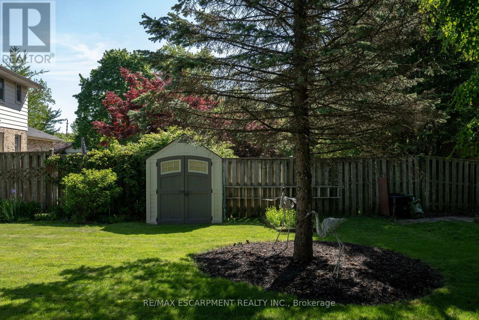 50 QUEEN MARY CRESCENT - 38