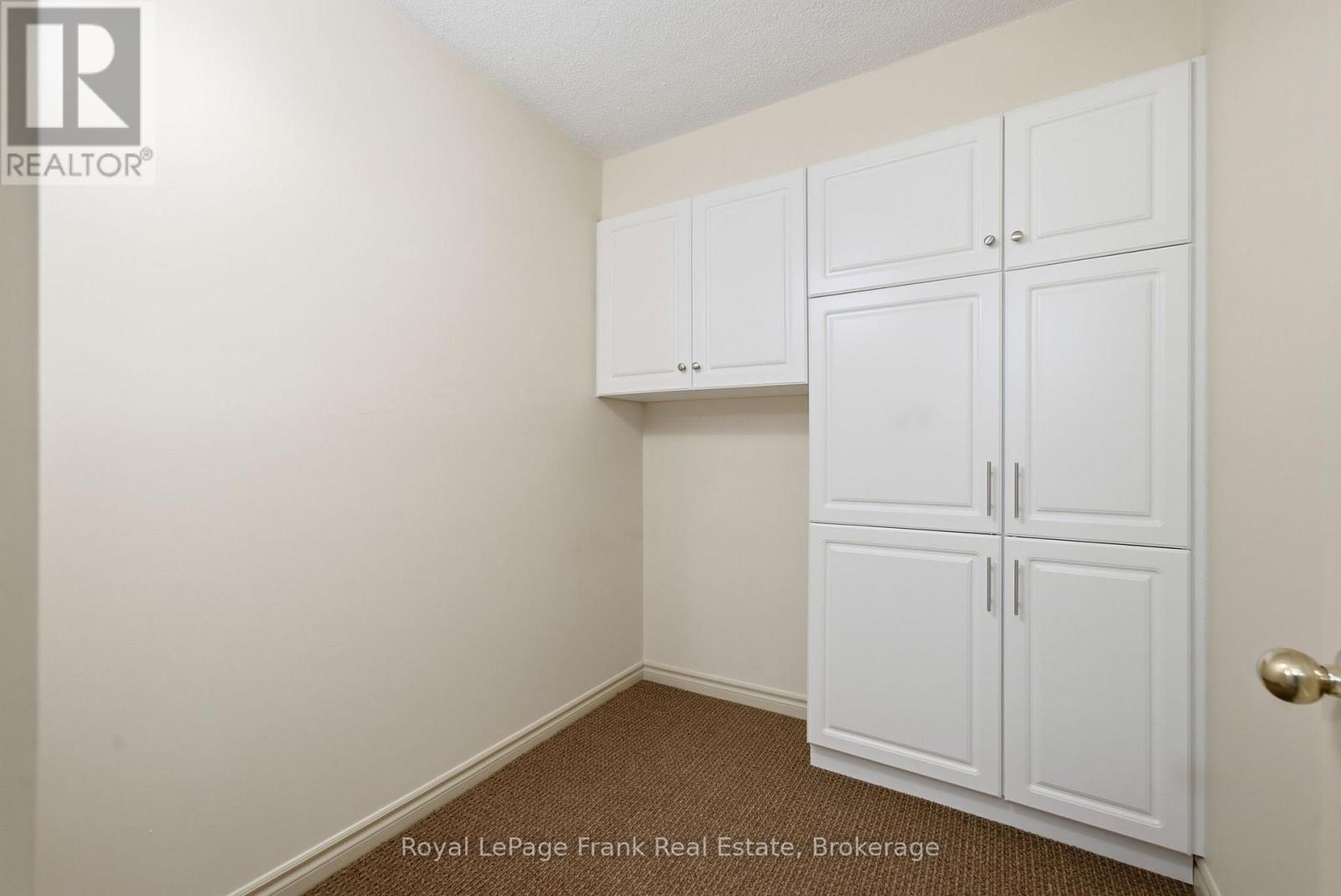 #110 51 RIVERMILL BOULEVARD - 35